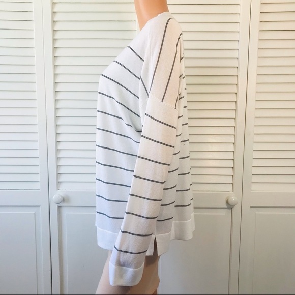 EILEEN FISHER White Black Striped V-Neck Boxy Lightweight Cardigan Size Medium - Picture 6 of 9